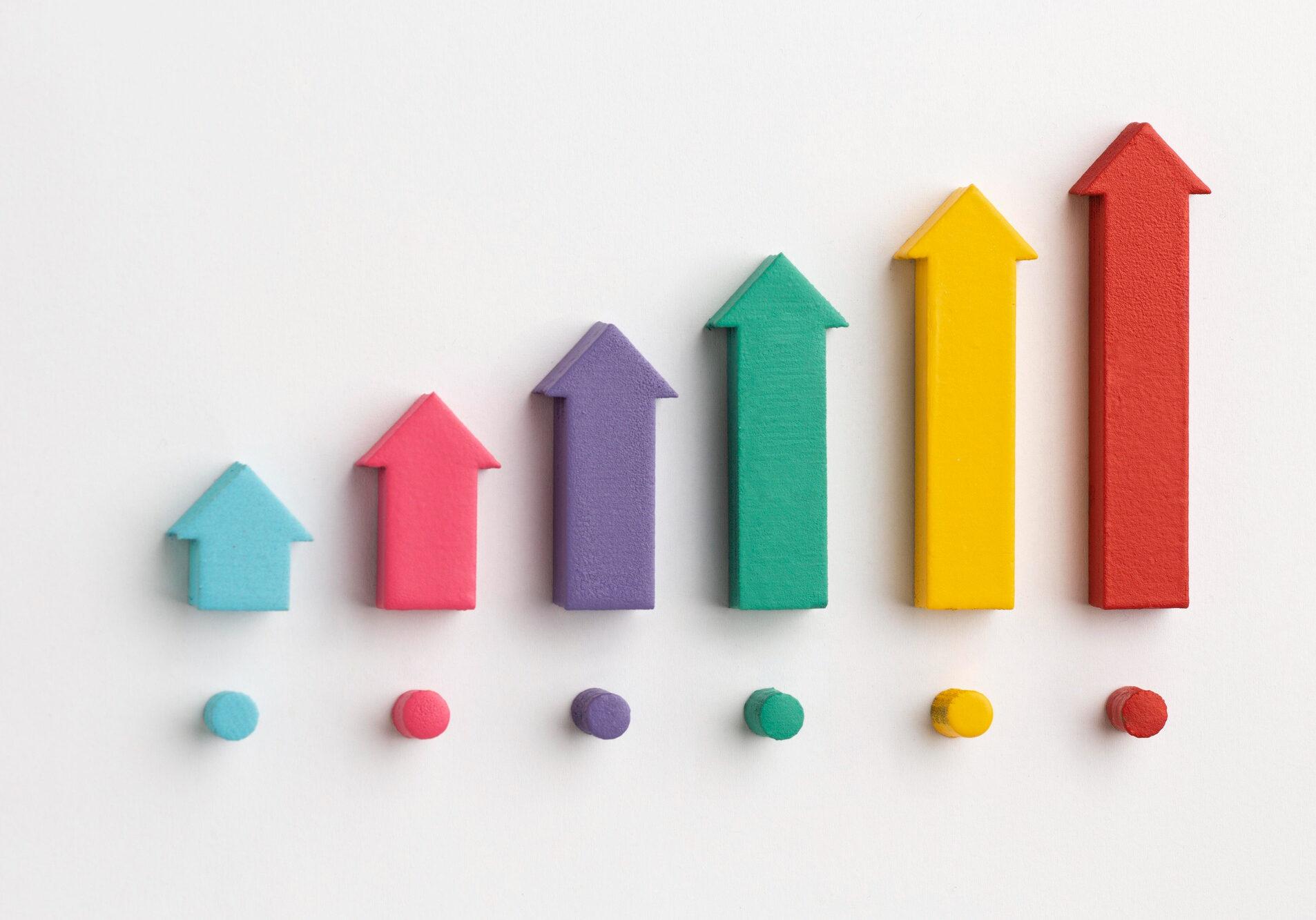 flat-lay-statistics-presentation-with-chart-arrows